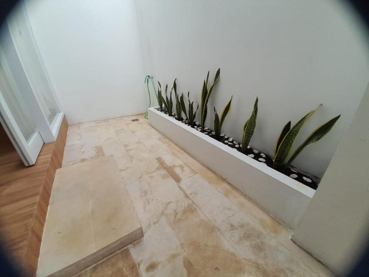 Lotus Lofts Seminyak Lägenhet Exteriör bild